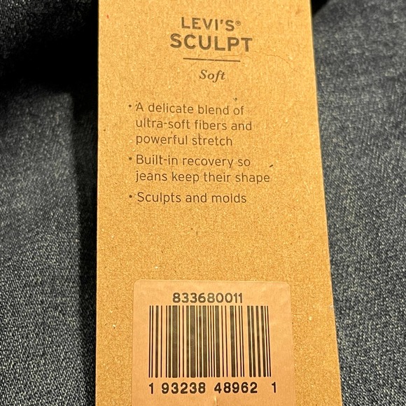 Levis 721 High Rise Skinny Distressed NWT Jeans Womens 24 WM S1104-1022 - Picture 9 of 10